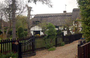 103 Tilsworth Road May 2009